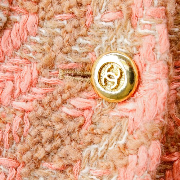 SOLD Chanel Vintage Peach Tweed Jacket - Picture 8 of 13